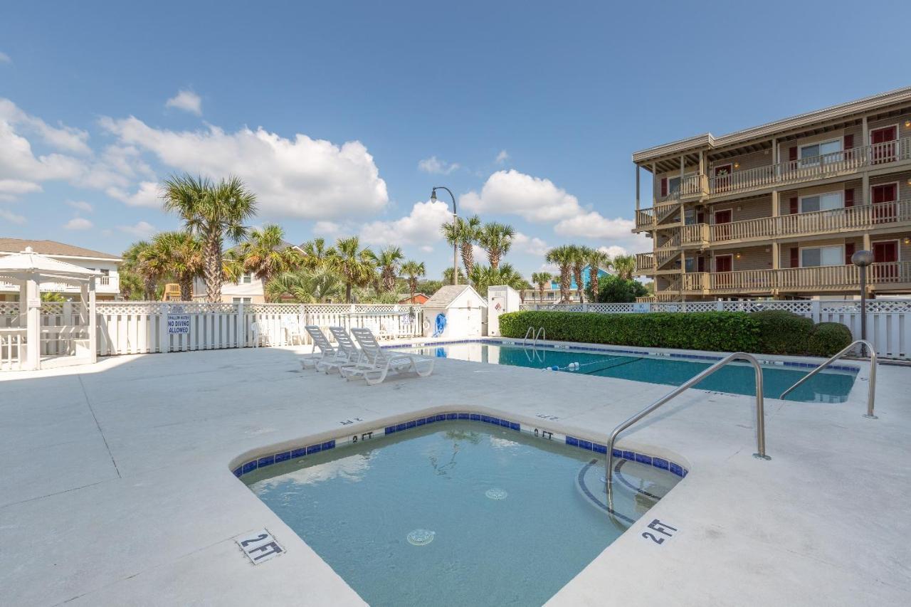 Ocean Towers Resort Atlantic Beach Exterior foto