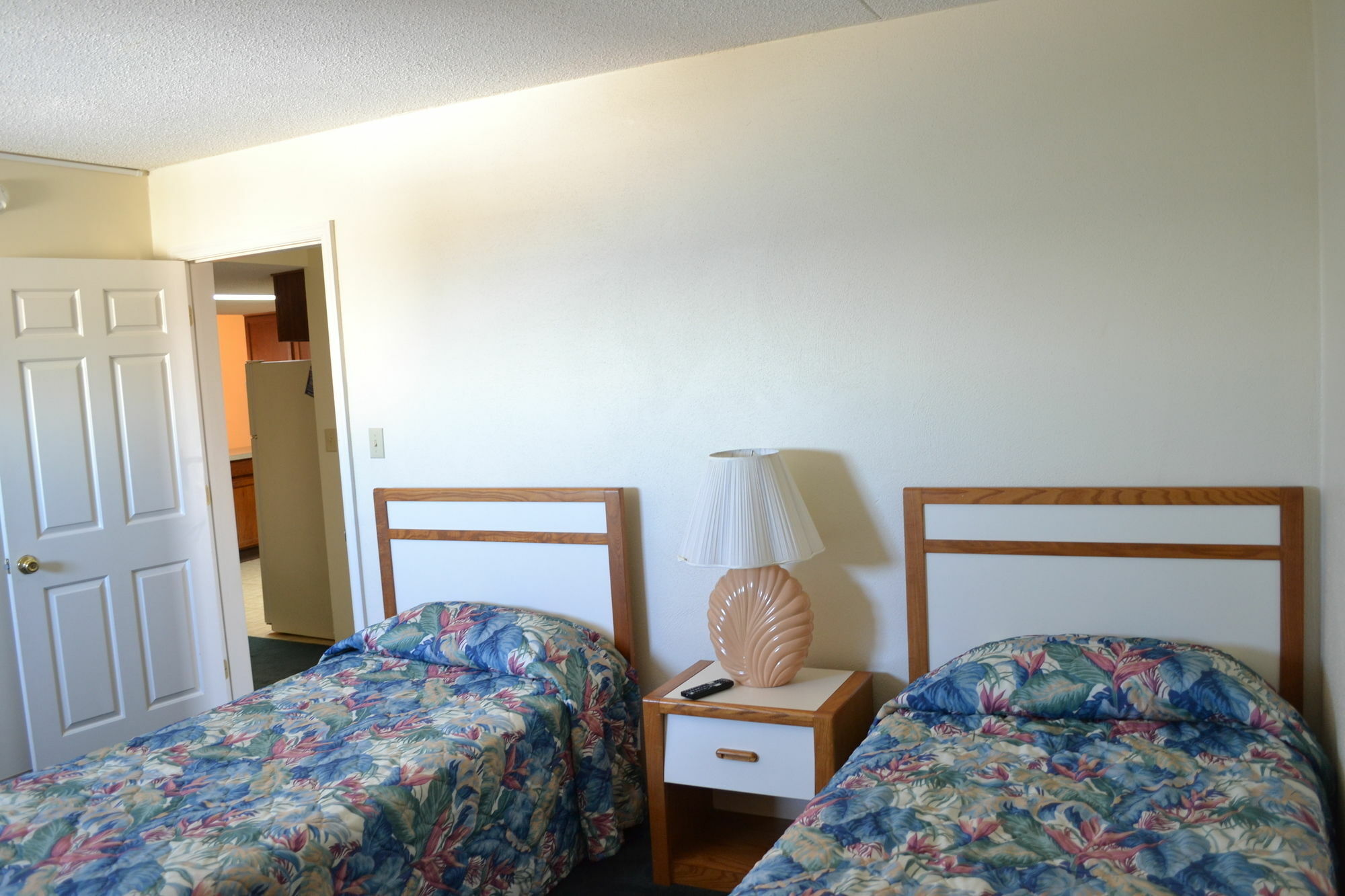Ocean Towers Resort Atlantic Beach Exterior foto