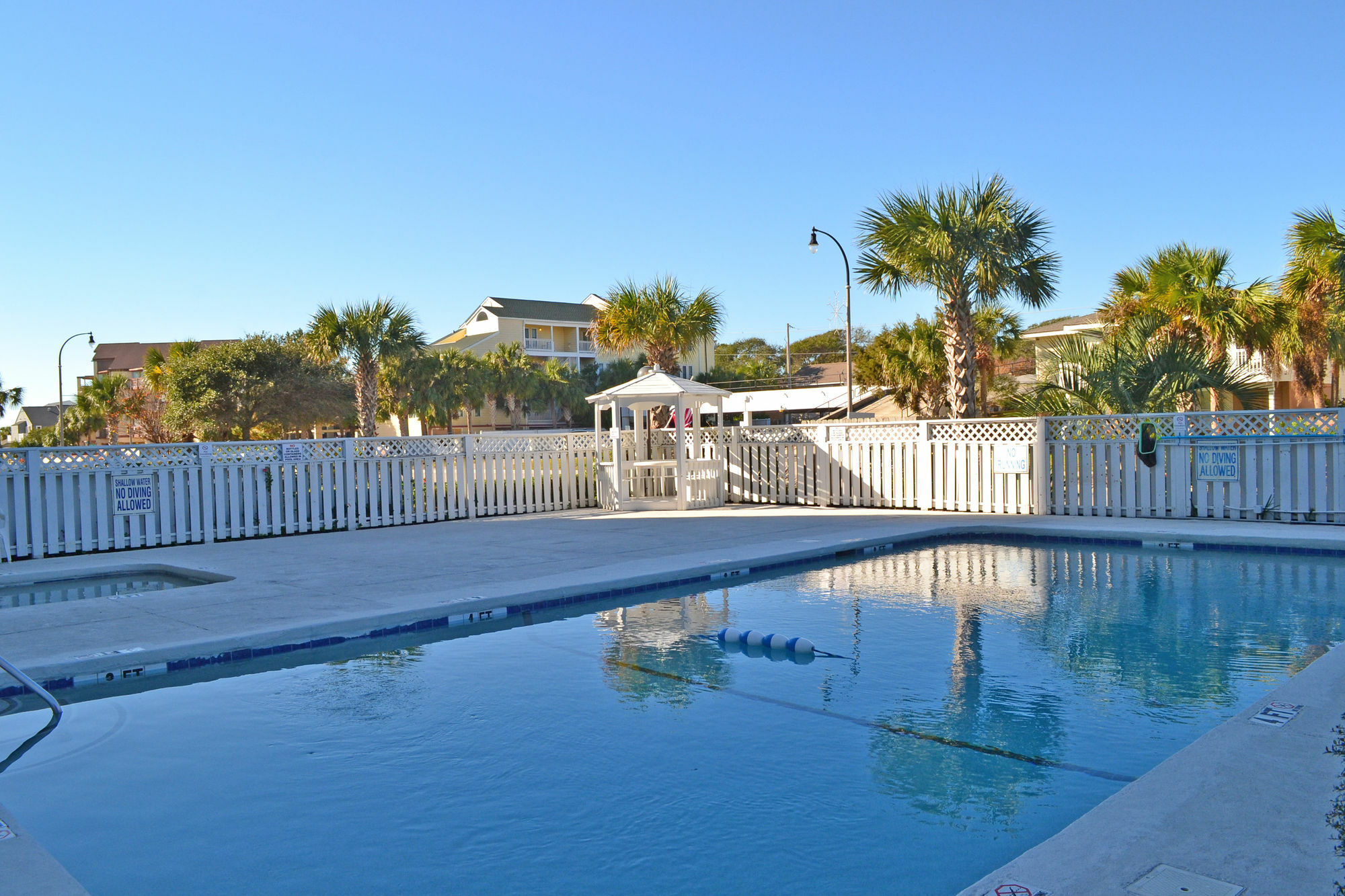 Ocean Towers Resort Atlantic Beach Exterior foto